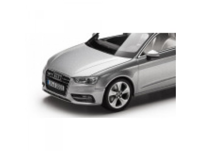 Модель Audi A3, Ice silver, 2013, Scale 1 43, артикул 5011203013